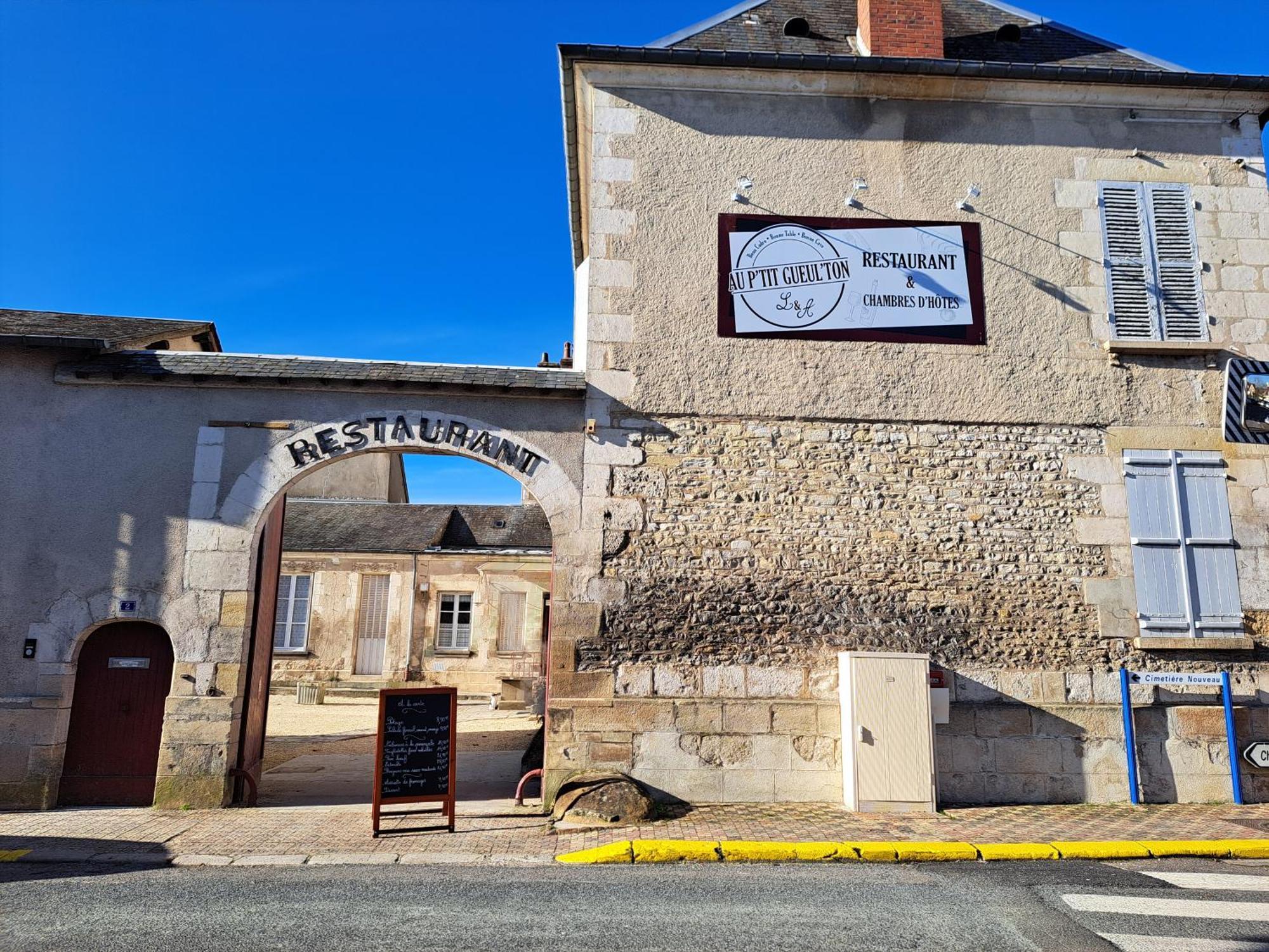 مبيت وإفطار Les Aix-d'Angillon Au P'Tit Gueul'Ton المظهر الخارجي الصورة